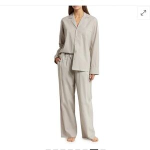NWT SKIMS Cotton Poplin Button-Up Pajama Set Color  Mica Size XL